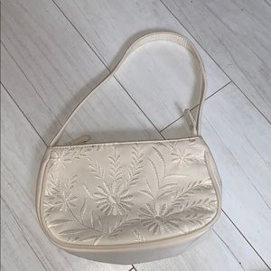Vintage shoulder bag